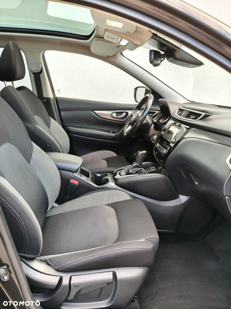 Nissan Qashqai 1.3 DIG-T N-Connecta DCT - 7