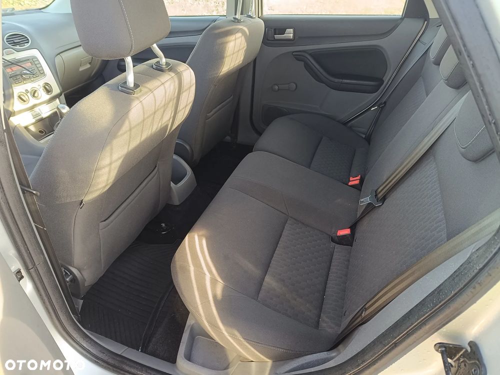 Ford Focus 1.6 TDCi Trend - 4