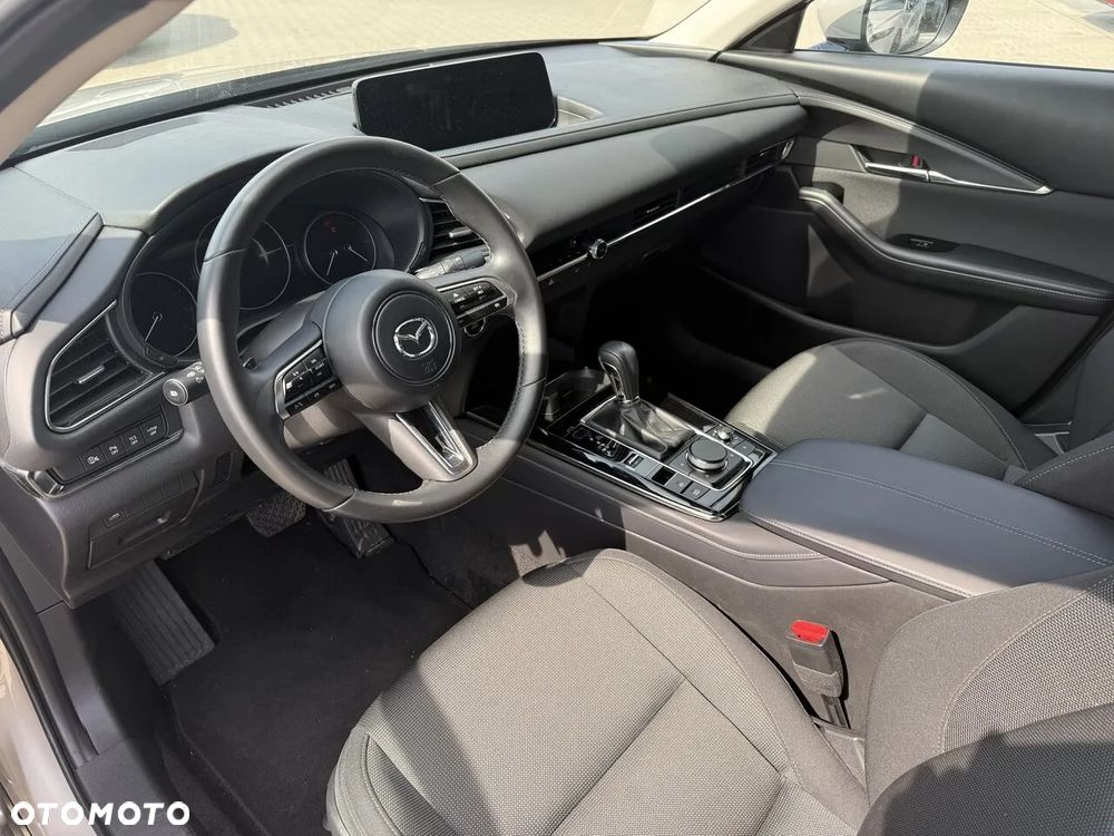 Mazda CX-30 - 11
