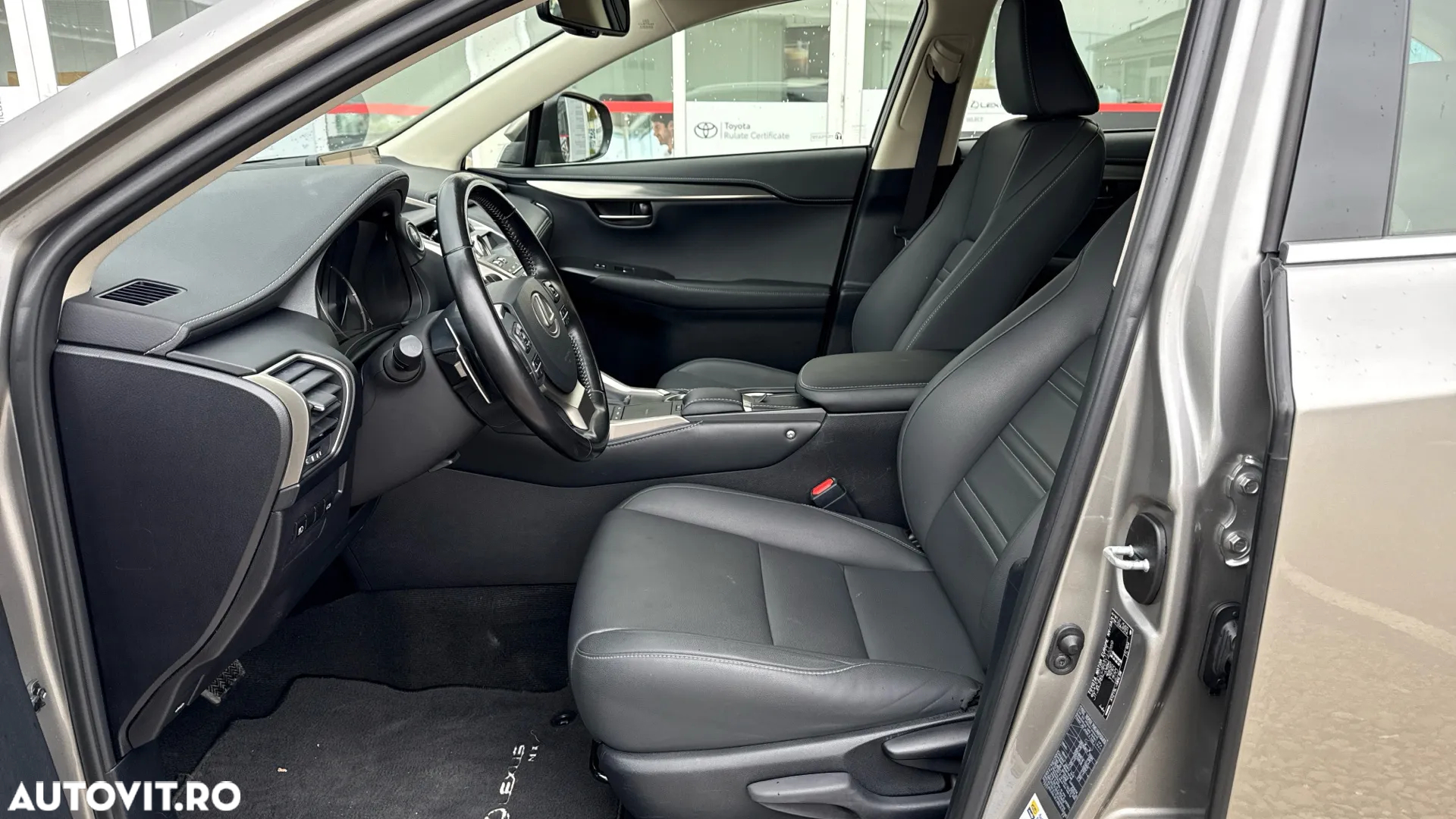 Lexus Seria NX 300h AWD Executive Plus - 15