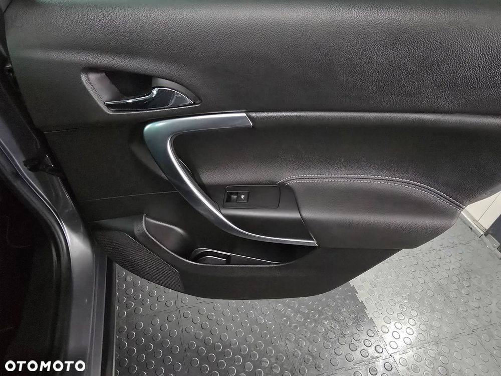 Opel Insignia 2.0 CDTI automatik Business Innovation - 20