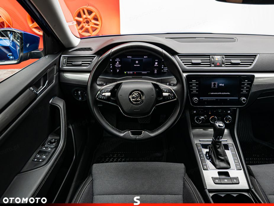 Skoda Superb 2.0 TDI SCR 4x4 Style DSG - 13
