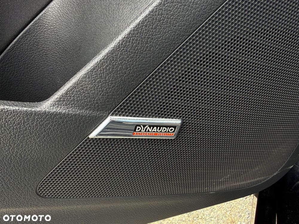 Volkswagen Tiguan 2.0 TDI R-Style - 23