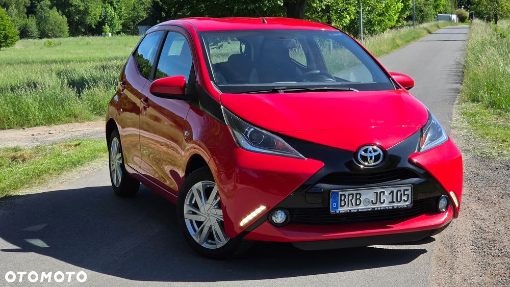 Toyota Aygo x-play touch - 28