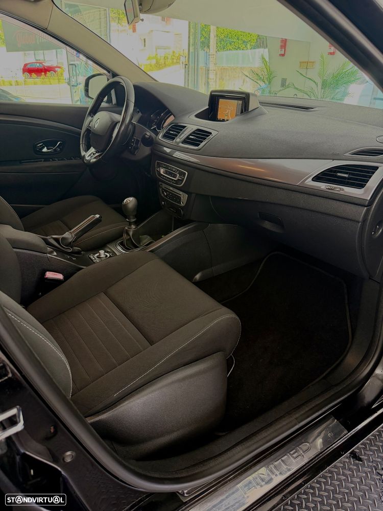 Renault Mégane ENERGY TCe 130 LIMITED - 9