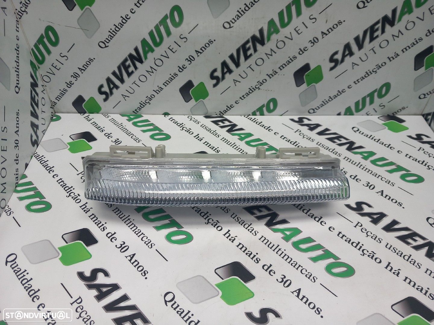 Farol Nevoeiro Mercedes-Benz C-Class (W204) - 1