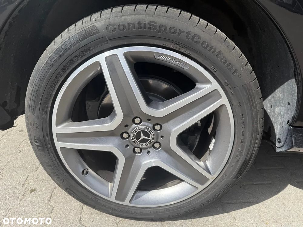 Mercedes-Benz GLE 350 d 4-Matic - 13