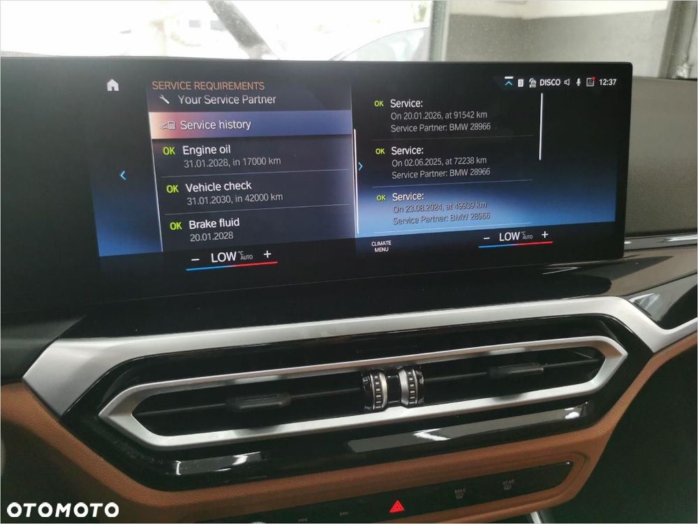 BMW Seria 3 318d MHEV - 15