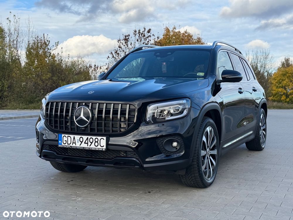 Mercedes-Benz GLB - 1