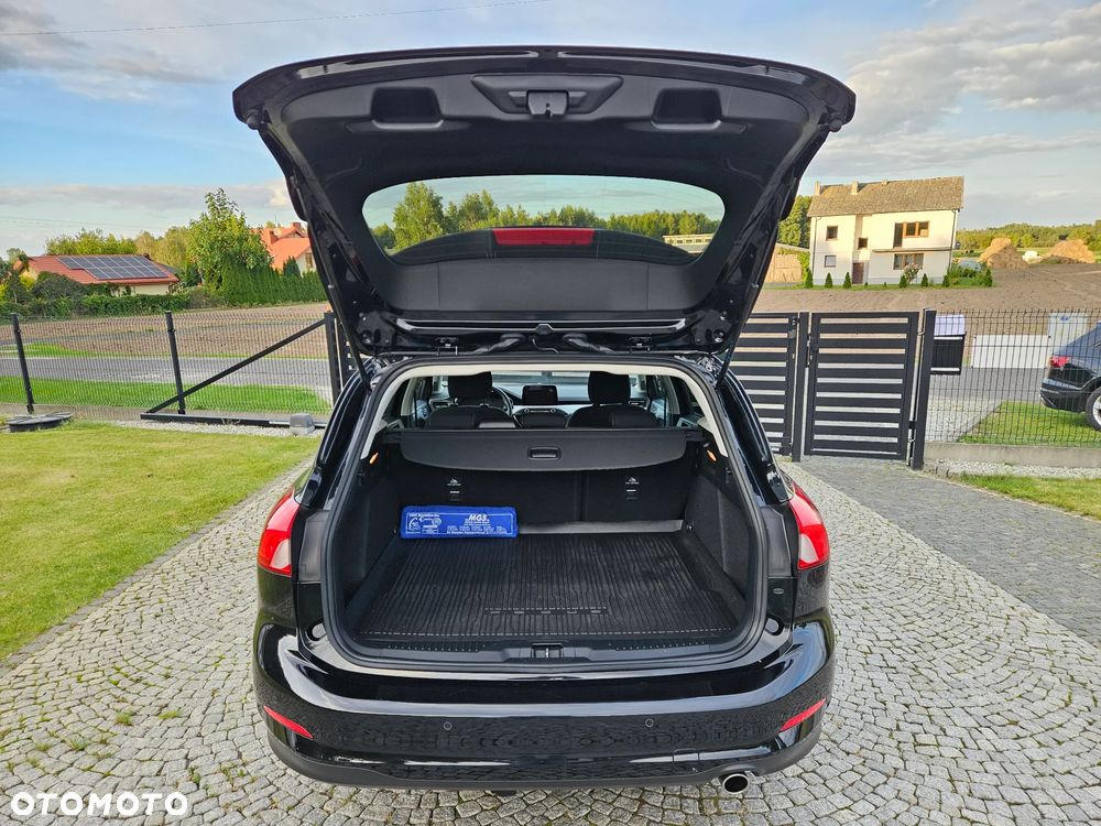 Ford Focus 2.0 EcoBlue Titanium X - 31