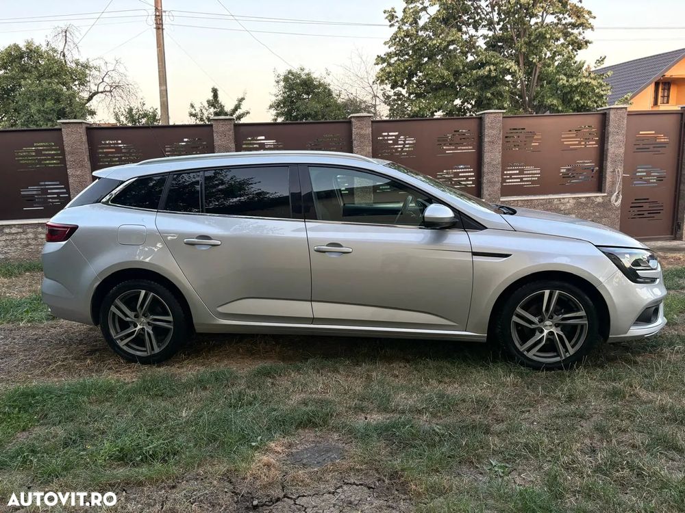 Renault Megane 1.5 dCi Dynamique Aut. - 8