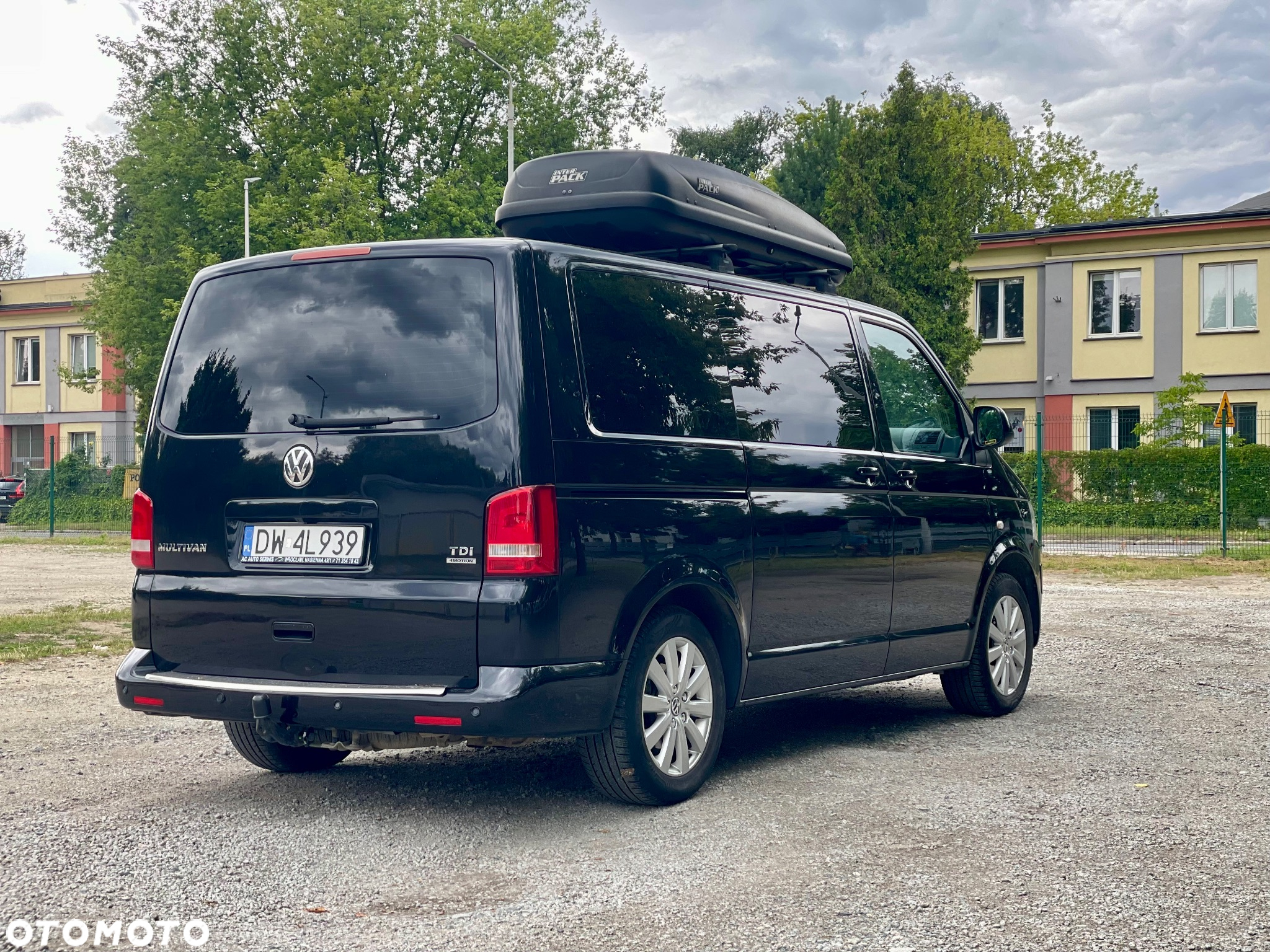 Volkswagen Multivan - 7