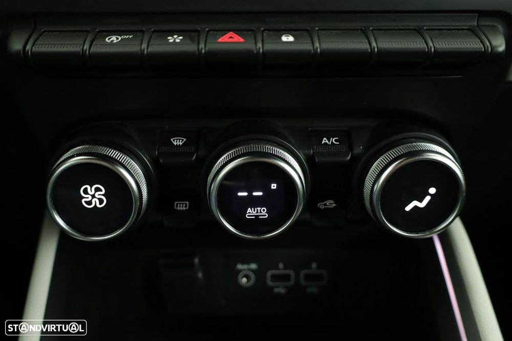 Renault Clio 1.0 TCe Techno CVT - 13