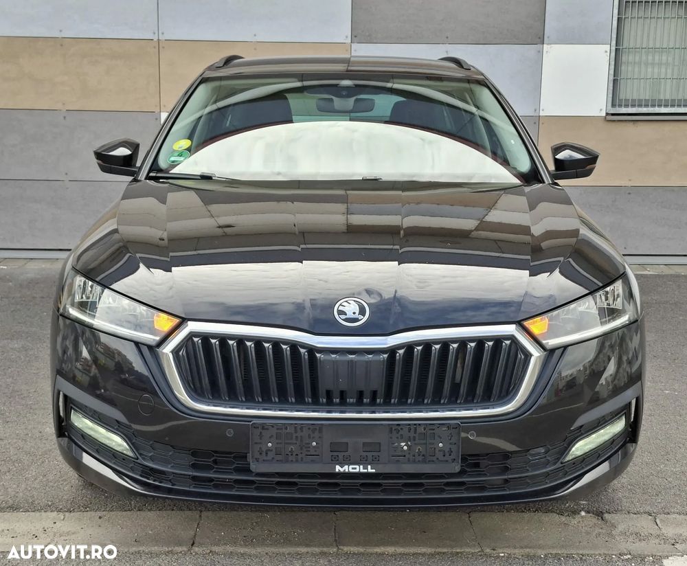 Skoda Octavia Combi 2.0 TDI DSG Style - 13