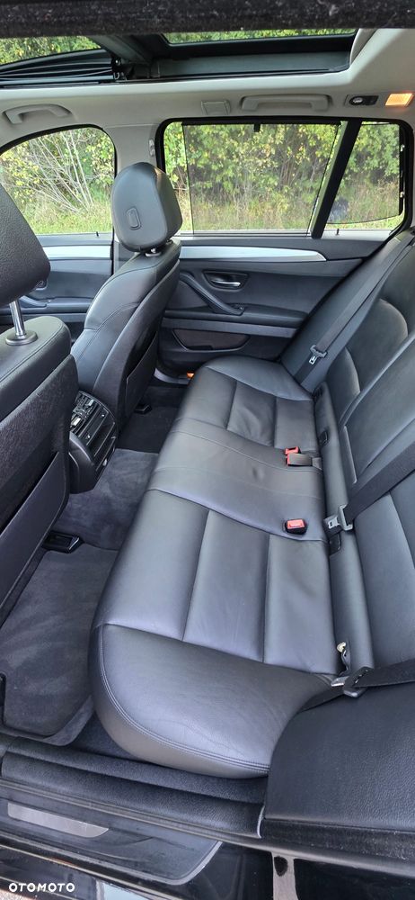 BMW Seria 5 530d xDrive Luxury Line - 19