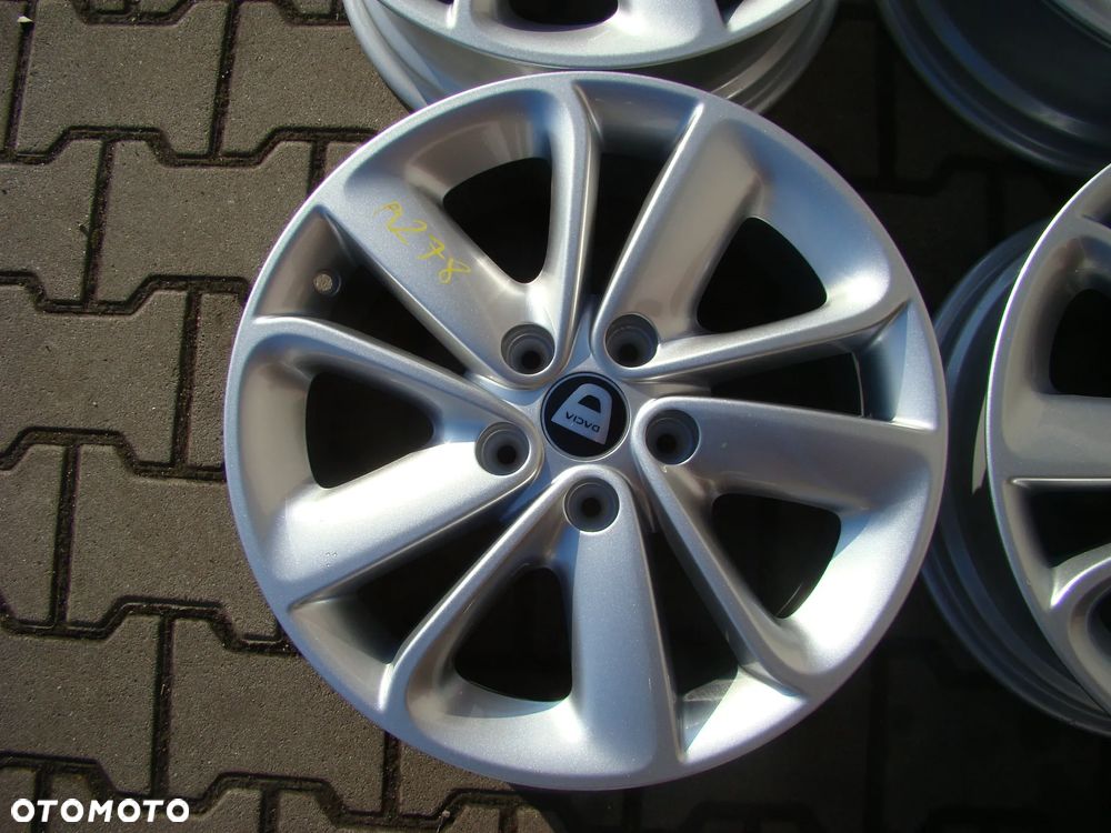 a278 5x114,3 Dacia Duster 7Jx17 niemontowane - 4