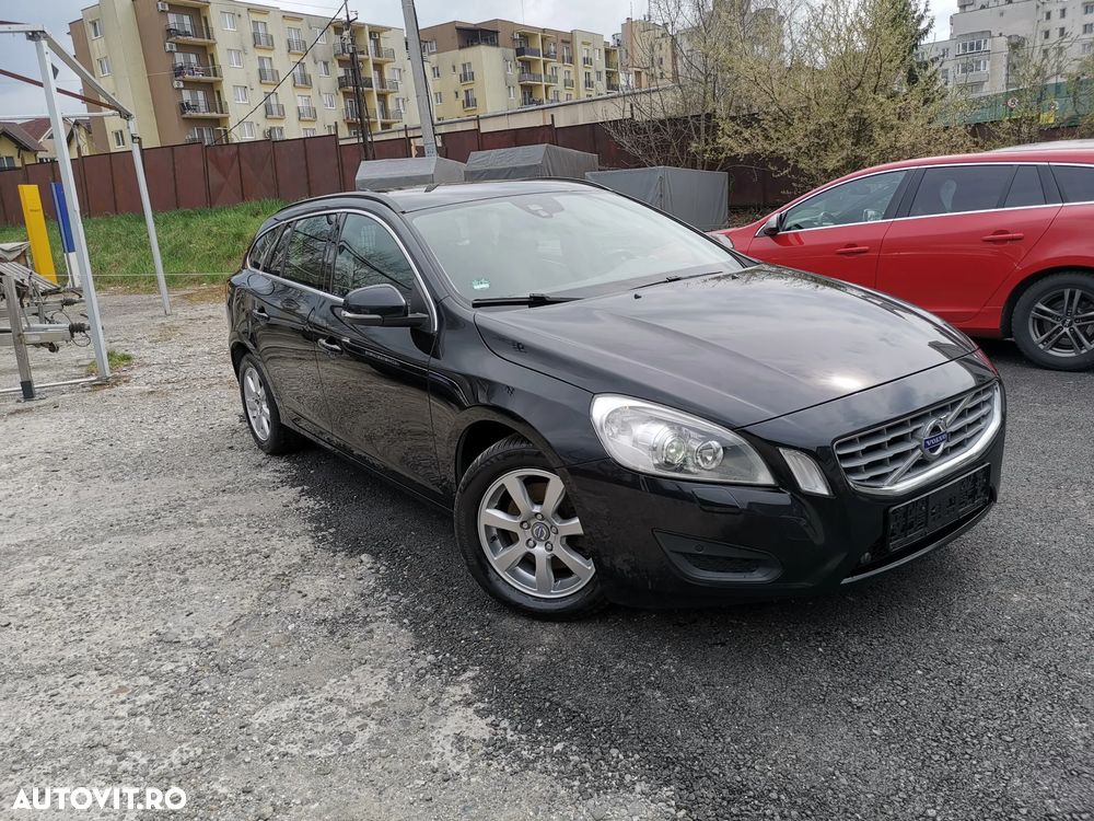 Volvo V60 D4 Start-Stop Momentum - 1