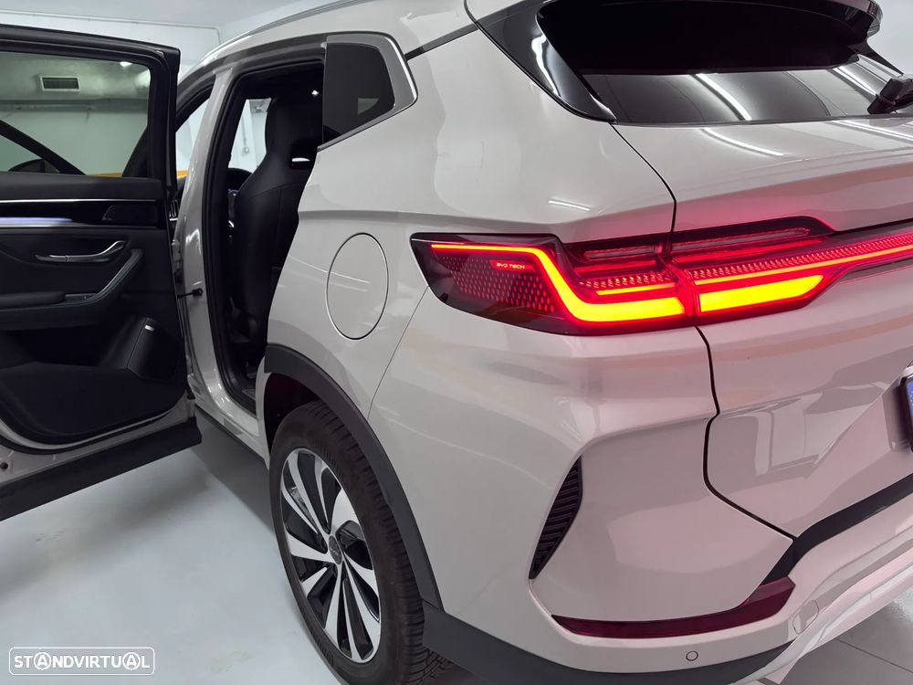 BYD Seal U - 6