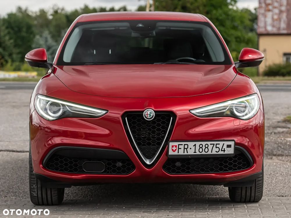 Alfa Romeo Stelvio - 4