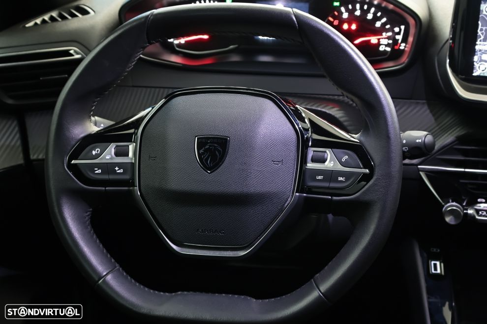 Peugeot 2008 1.2 PureTech Active - 17