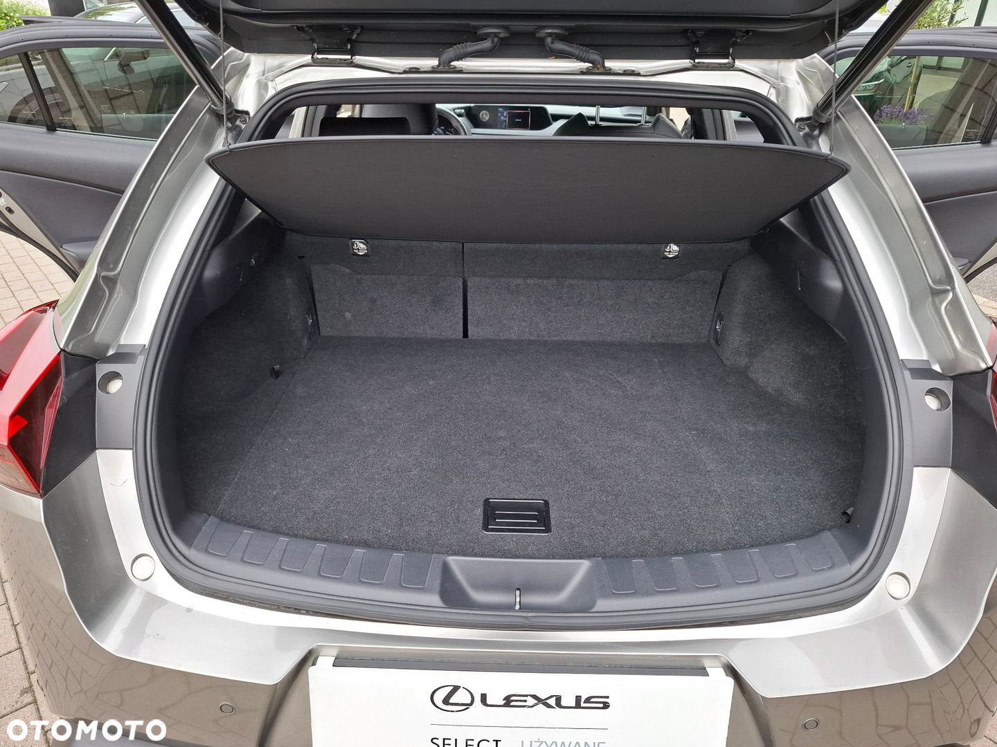Lexus UX 250h GPF F Impression 2WD - 28