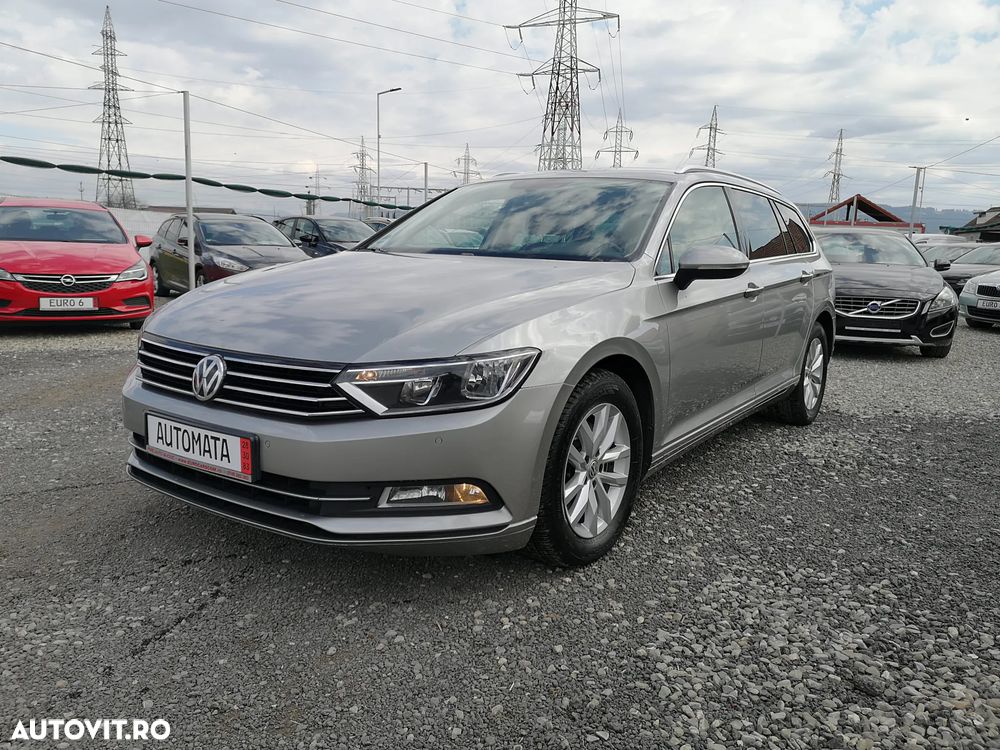 Volkswagen Passat - 4