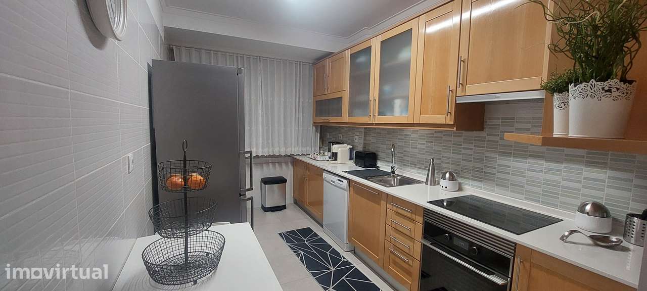 Apartamento T3 à venda na Rua Augusto Costa - Grande imagem: 4/50