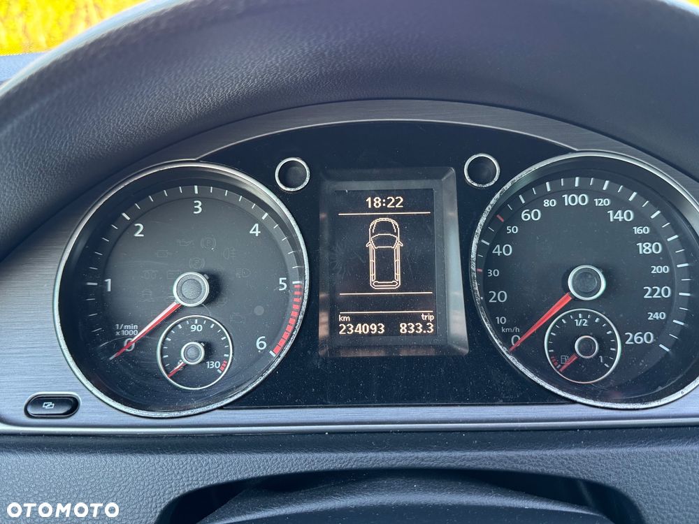 Volkswagen Passat 2.0 TDI DPF Highline DSG - 24