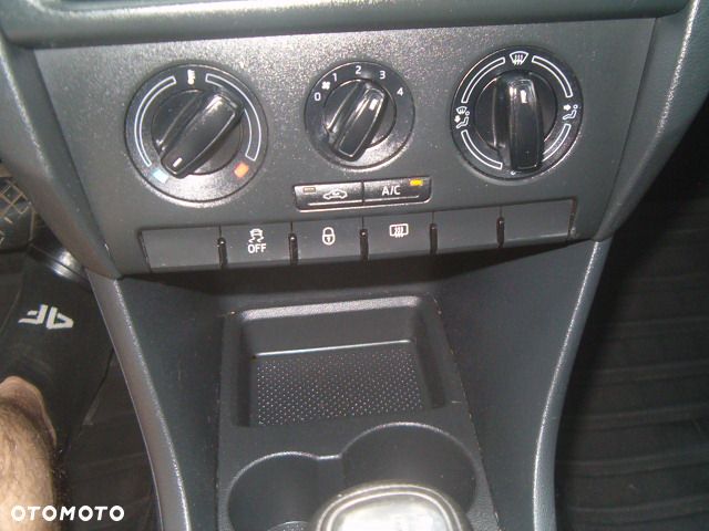 Skoda RAPID - 29