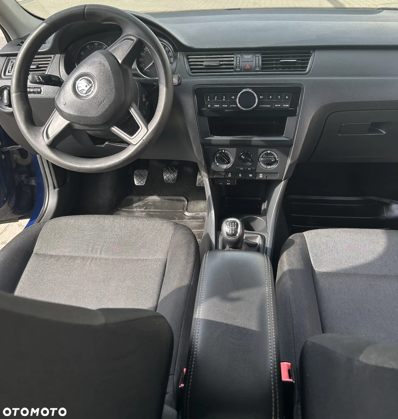 Skoda RAPID 1.2 TSI Ambition - 14