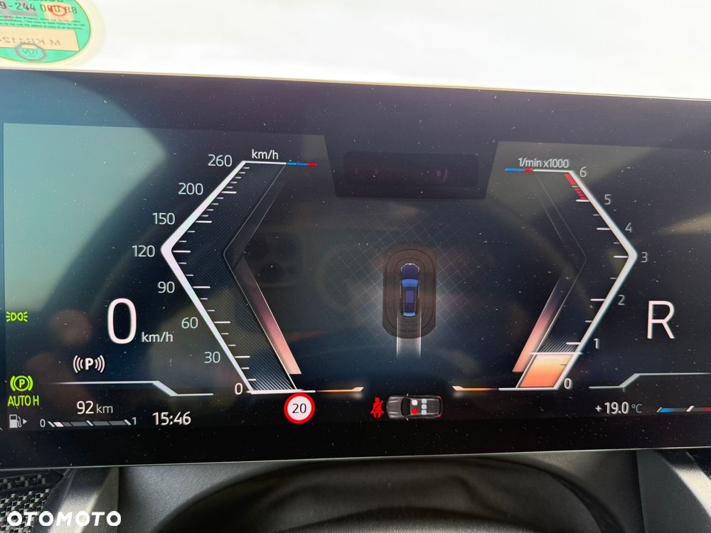 BMW Seria 5 520d xDrive Touring - 39