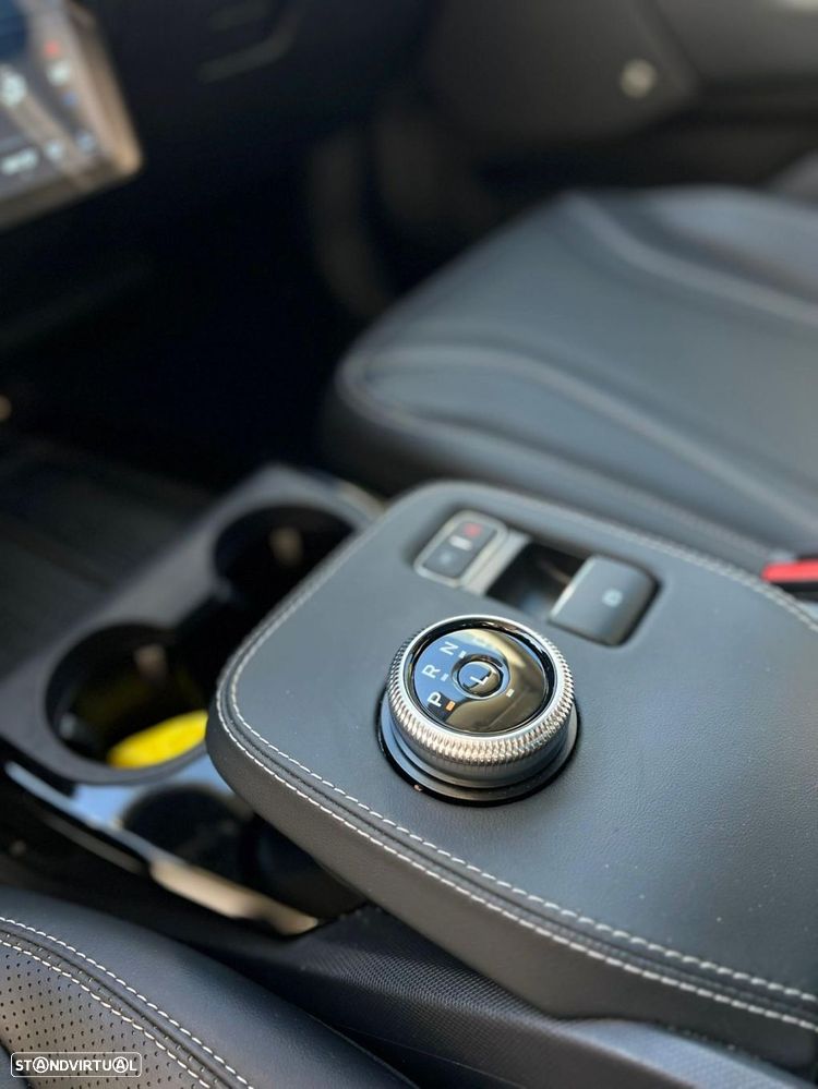 Ford Mustang Mach-E - 13