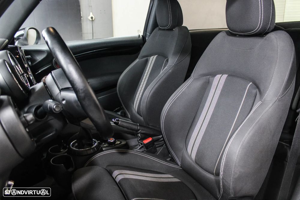 MINI 3 Portas Cooper D - 8
