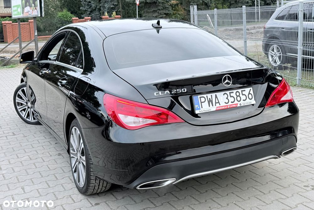 Mercedes-Benz CLA - 33