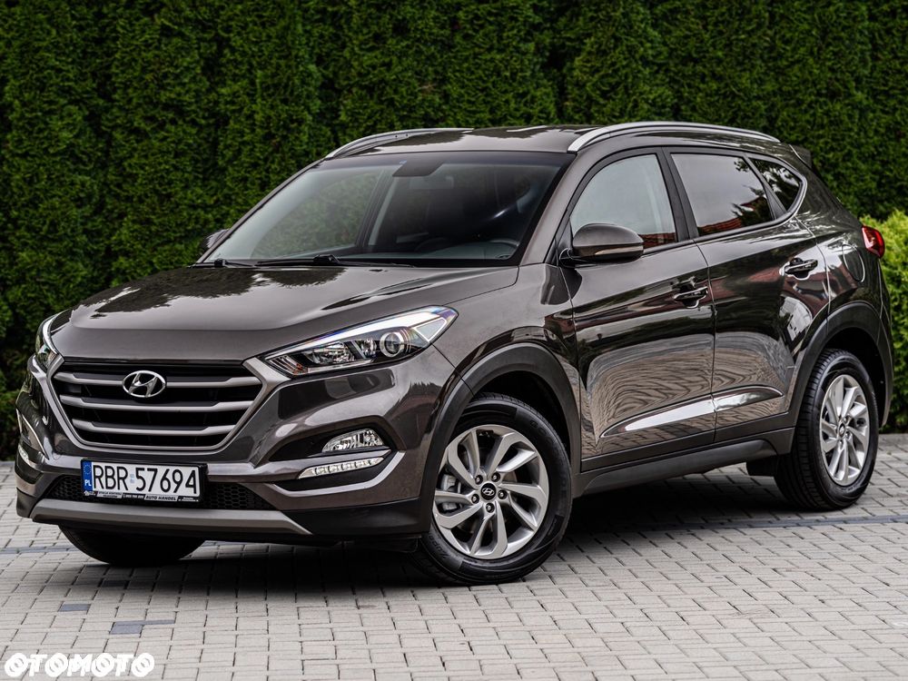 Hyundai Tucson 1.7 CRDI BlueDrive Style 2WD - 1