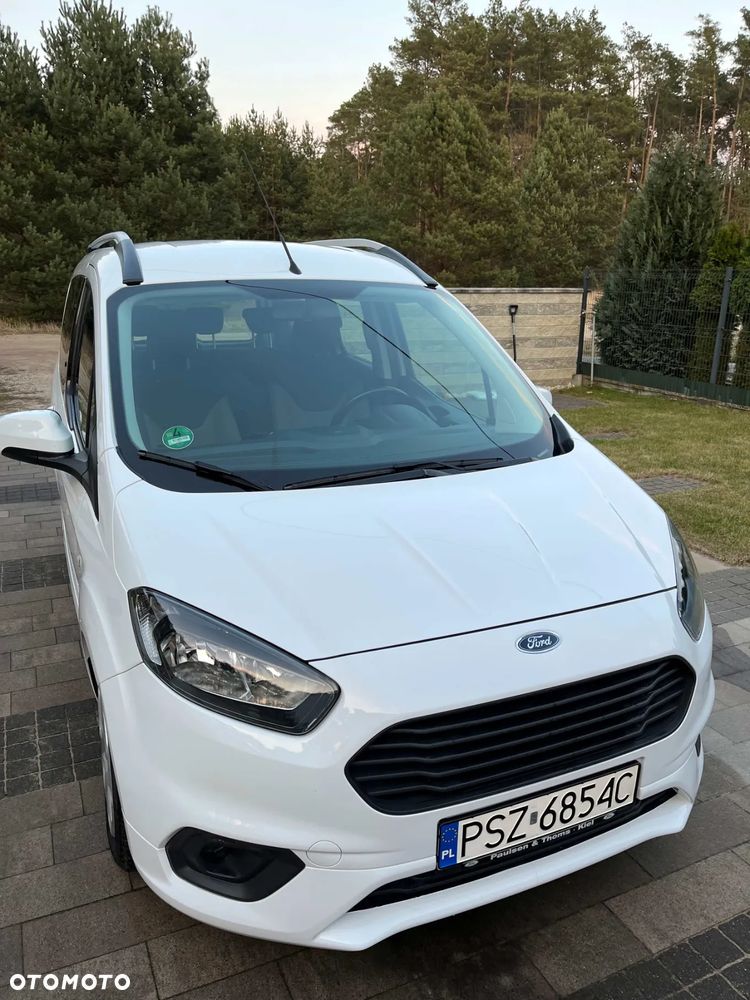 Ford Tourneo Courier 1.5 TDCi Trend - 37