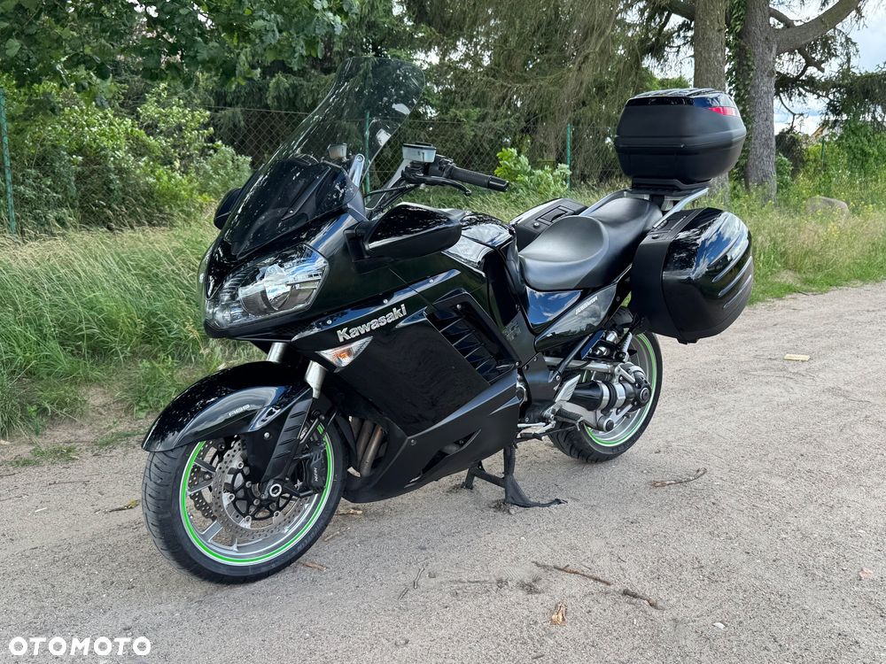 Kawasaki GTR - 20