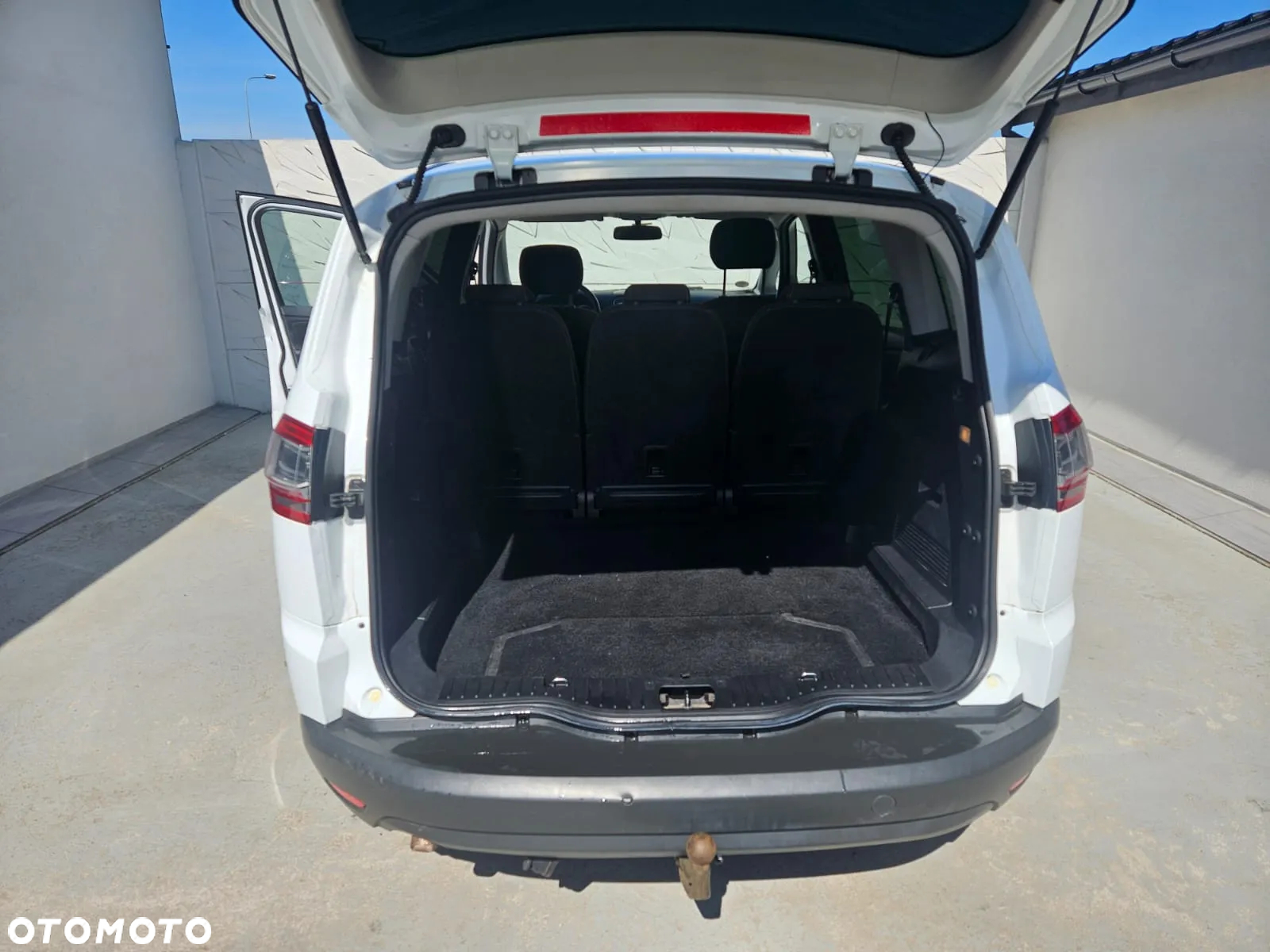 Ford S-Max - 9