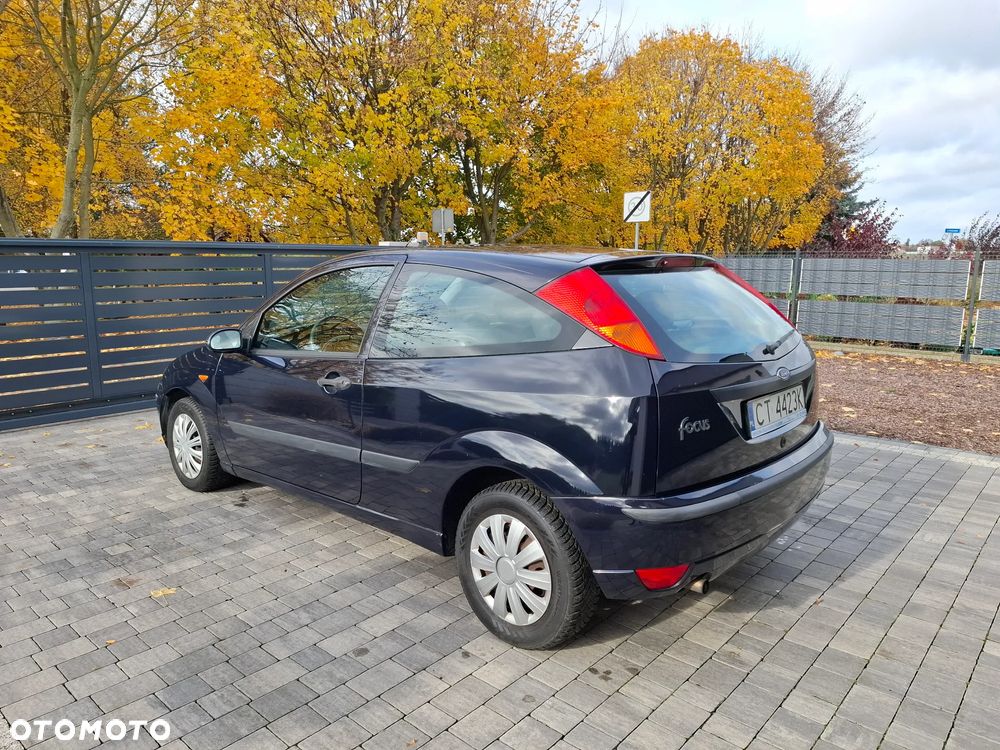 Ford Focus 1.4 Comfort - 10