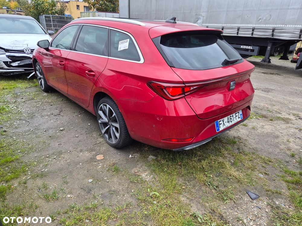 Seat Leon Sportstourer 1.4 e-Hybrid DSG FR - 5