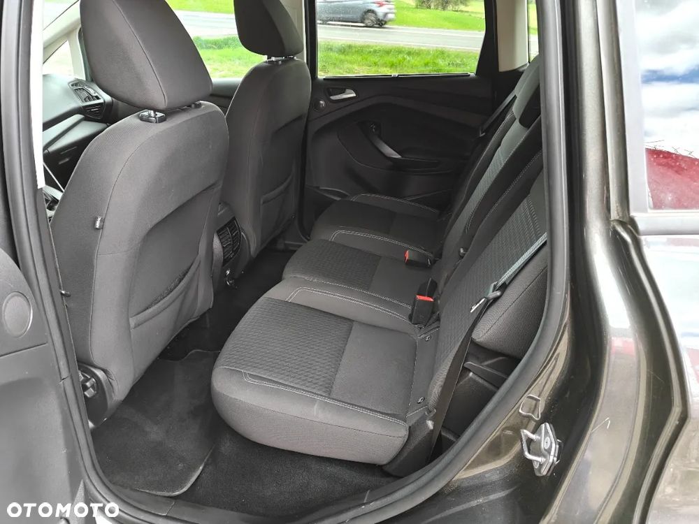 Ford C-MAX - 13