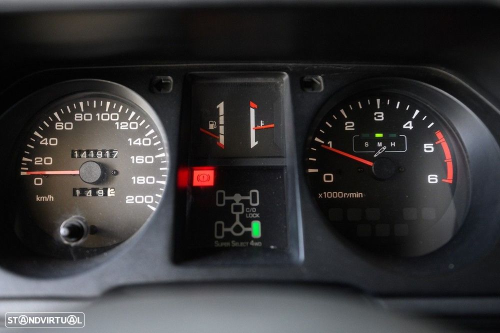 Mitsubishi Pajero 2.8 TD GLS - 34