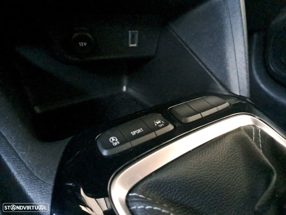 Opel Corsa 1.2 T GS - 19