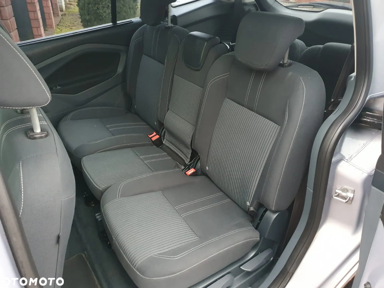 Ford Grand C-MAX 1.6 TDCi Titanium - 29