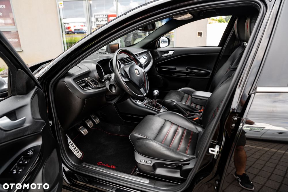 Alfa Romeo Giulietta 1750 TBi Quadrifoglio Verde - 18