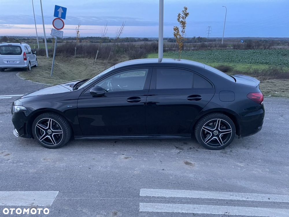 Mercedes-Benz Klasa A 250 E AMG Line 8G-DCT - 19