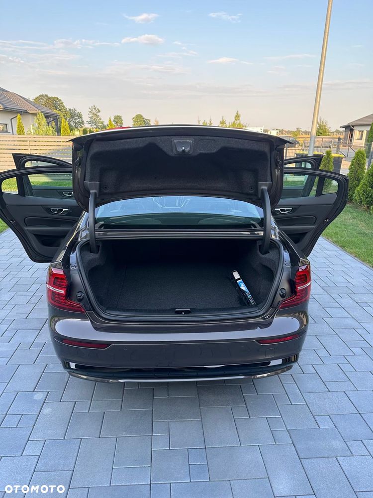 Volvo S60 B5 B Ultimate Dark - 13