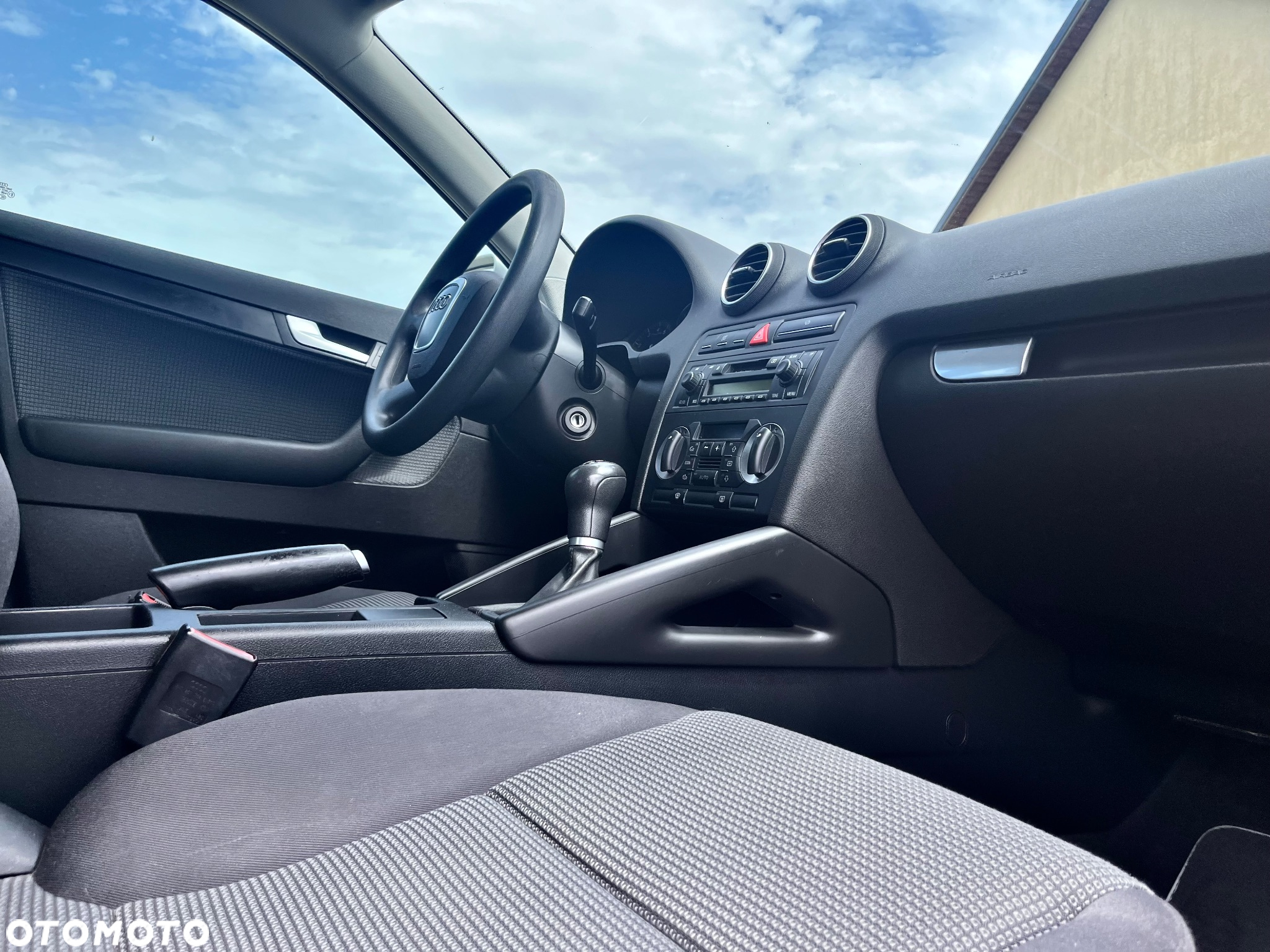 Audi A3 1.6 Attraction - 10