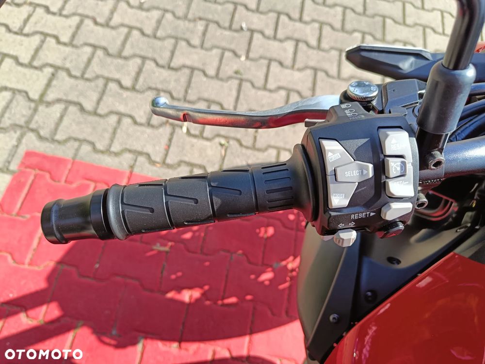 Kawasaki Z 900 - 10
