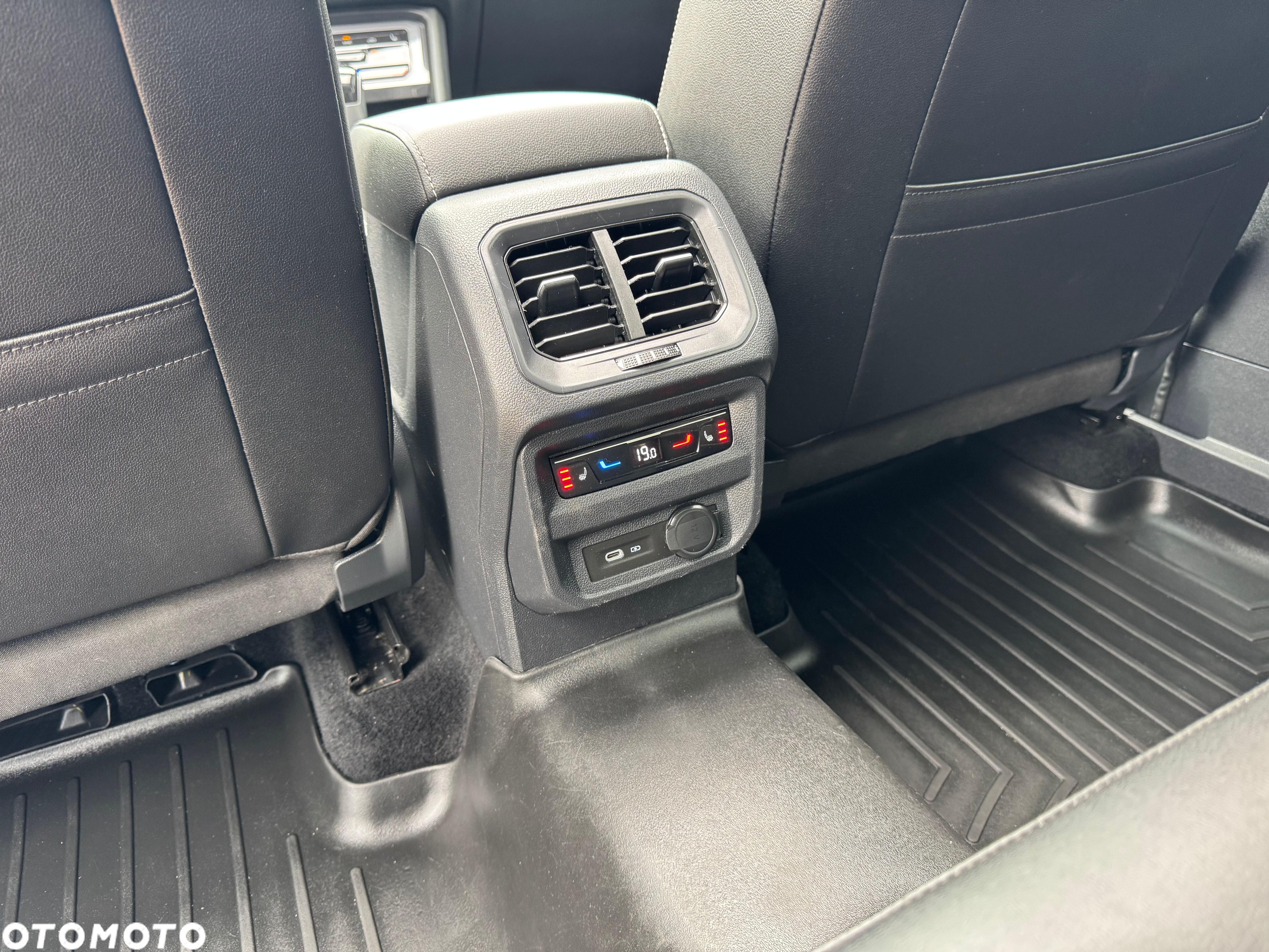 Volkswagen Tiguan Allspace - 24